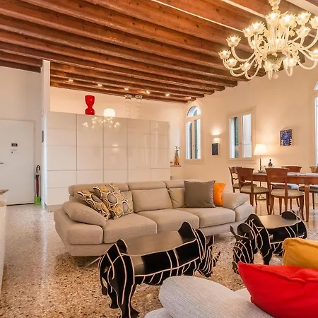 Apartamento Gallery House *