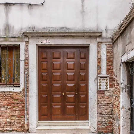 Gallery House 아파트 *