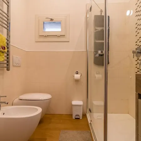 Lägenhet Gallery House *