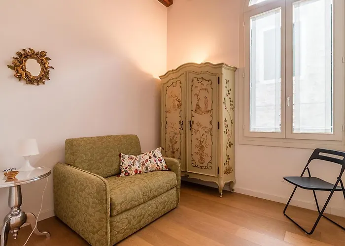 Gallery House 아파트 *