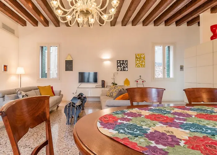 Gallery House * Venecia